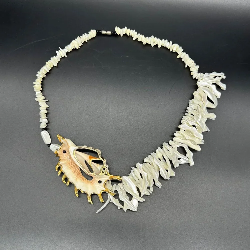 Mother Of Pearl Necklace Sliced Lambis Shell Statement Jewelry Beach Seashell - Picture 2 of 9